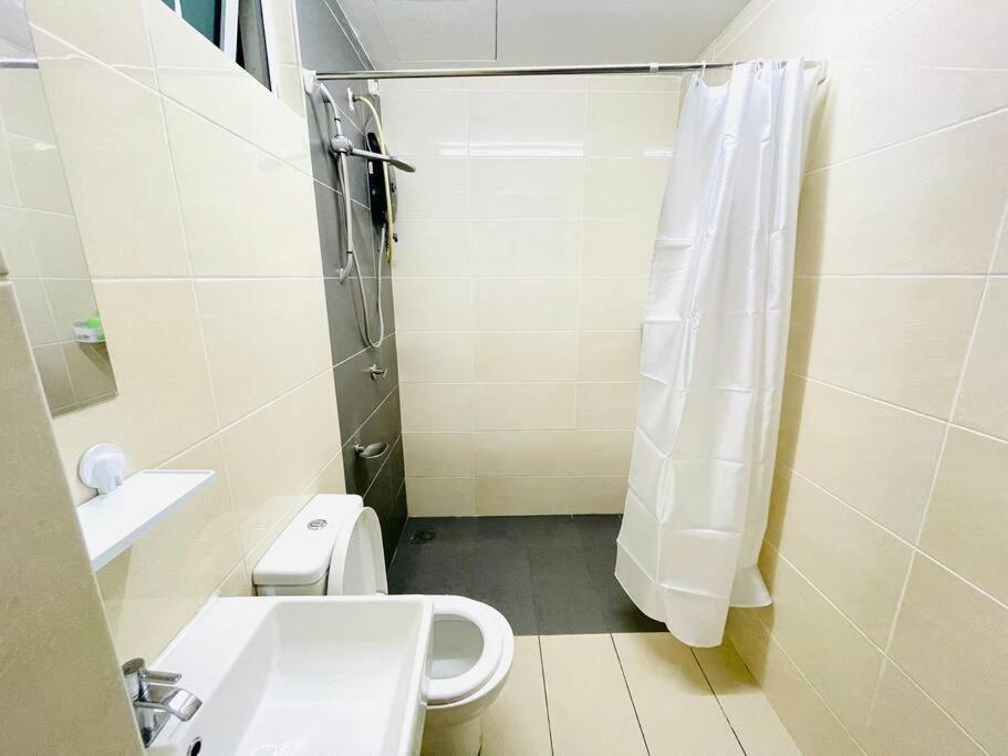 Minimalist Loft5 Decentrum Wifinetflix Kajang Bagian luar foto
