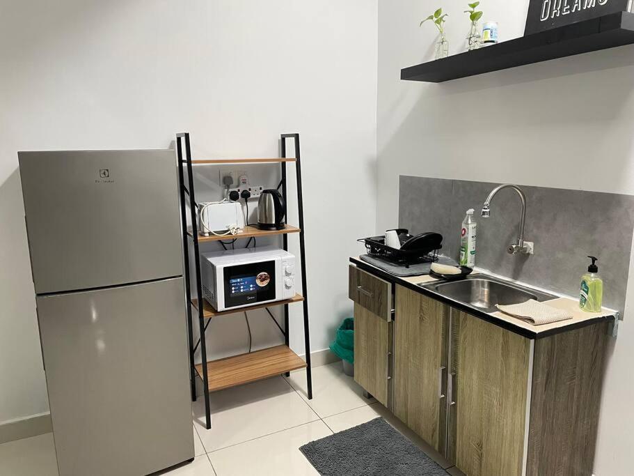 Minimalist Loft5 Decentrum Wifinetflix Kajang Bagian luar foto